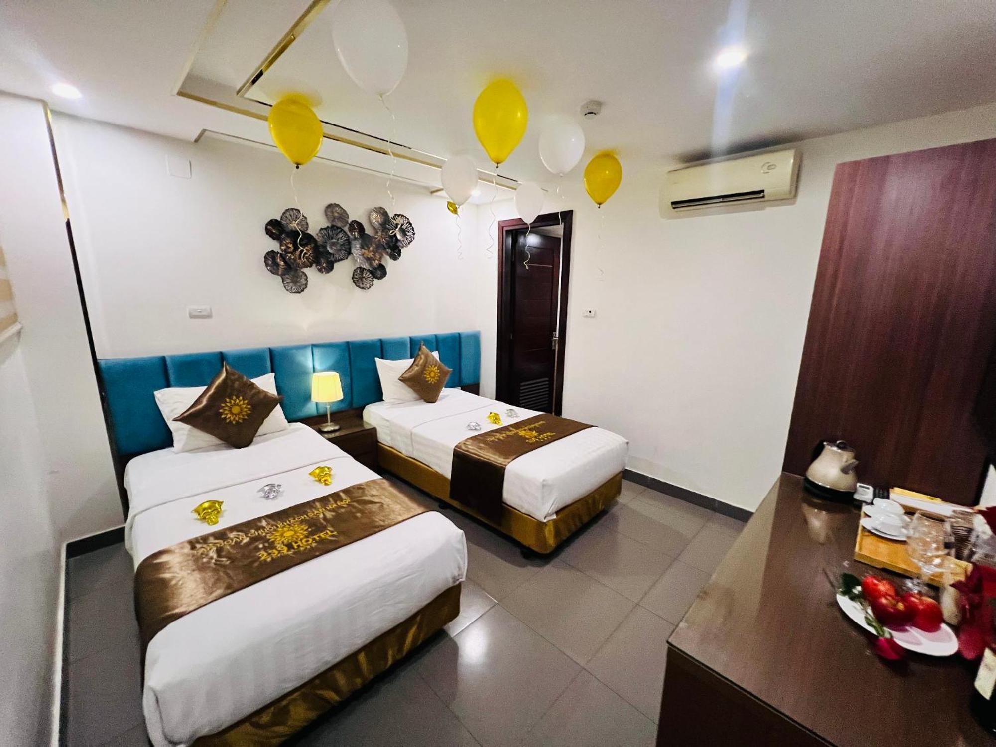 Hotel Khach San 239 Hanoi